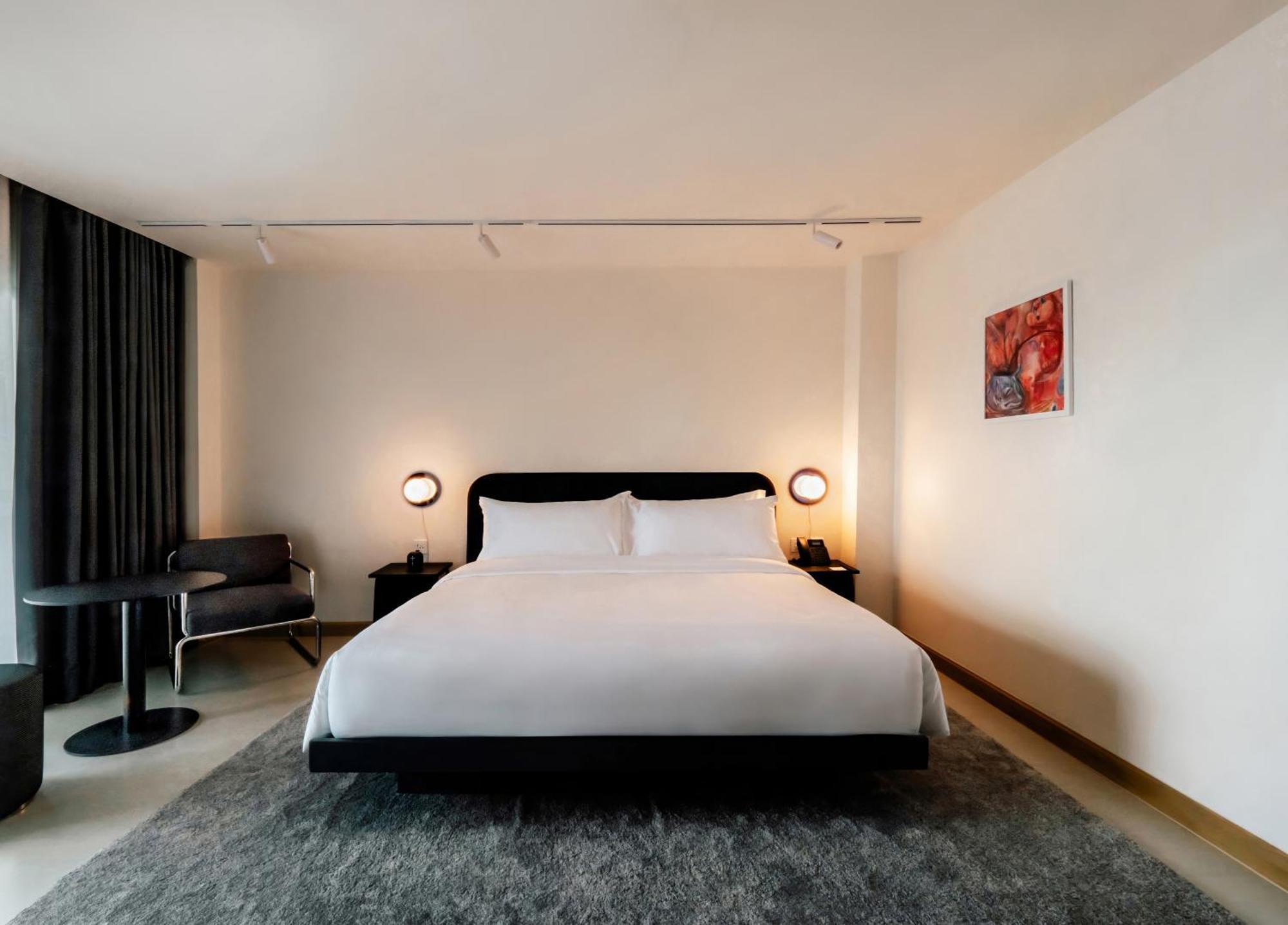The Standardx, Bangkok Phra Arthit Hotel Exterior photo