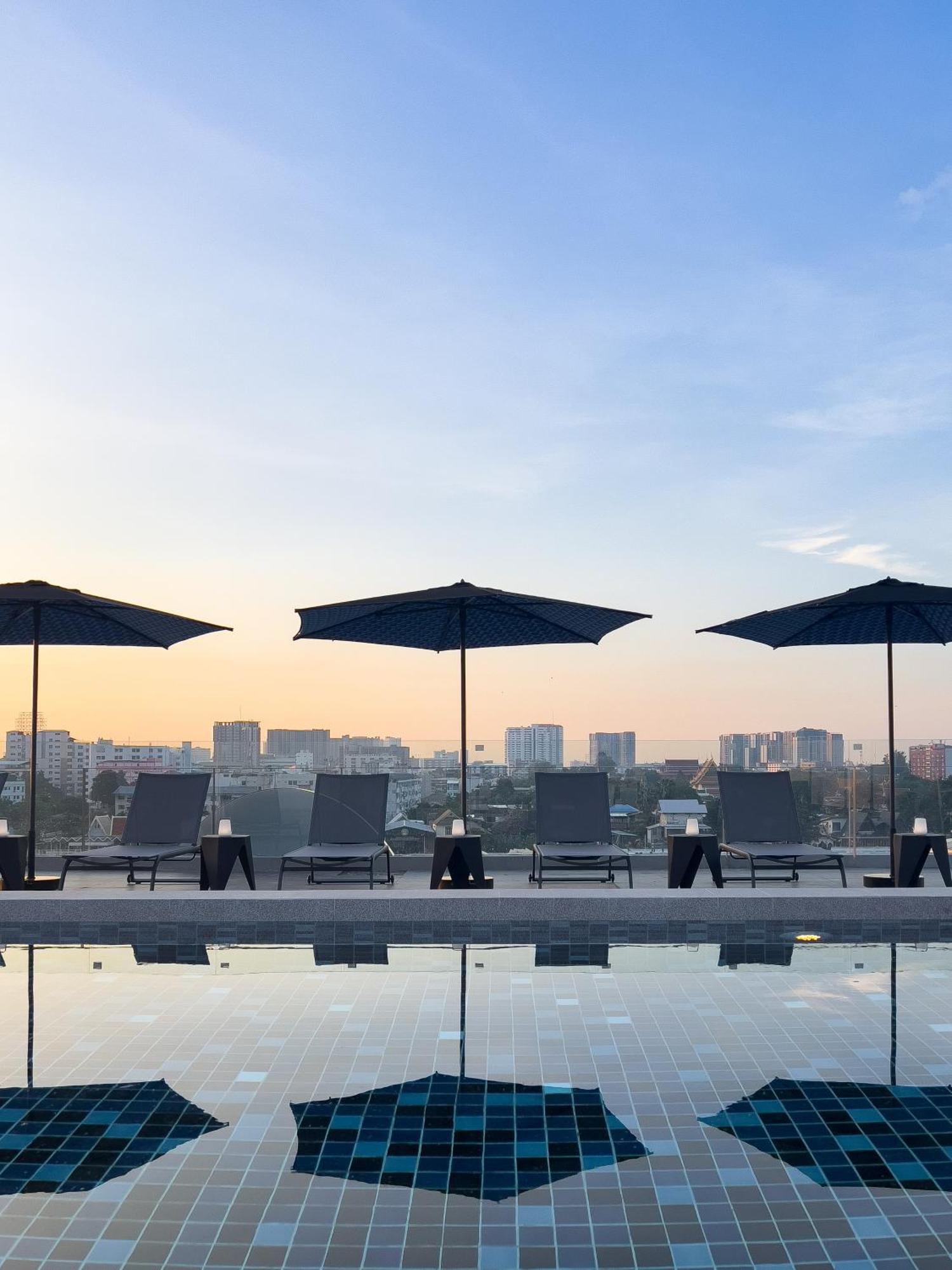 The Standardx, Bangkok Phra Arthit Hotel Exterior photo